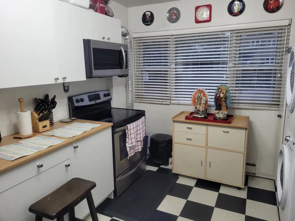 Cash home purchase, Beaumont, Alberta Detached home on a treed Beaumont, Alberta street — the kind of Coloniale Estates, Eaglemont, or Triomphe property Canadian Home Buyers purchases for cash, as-is.