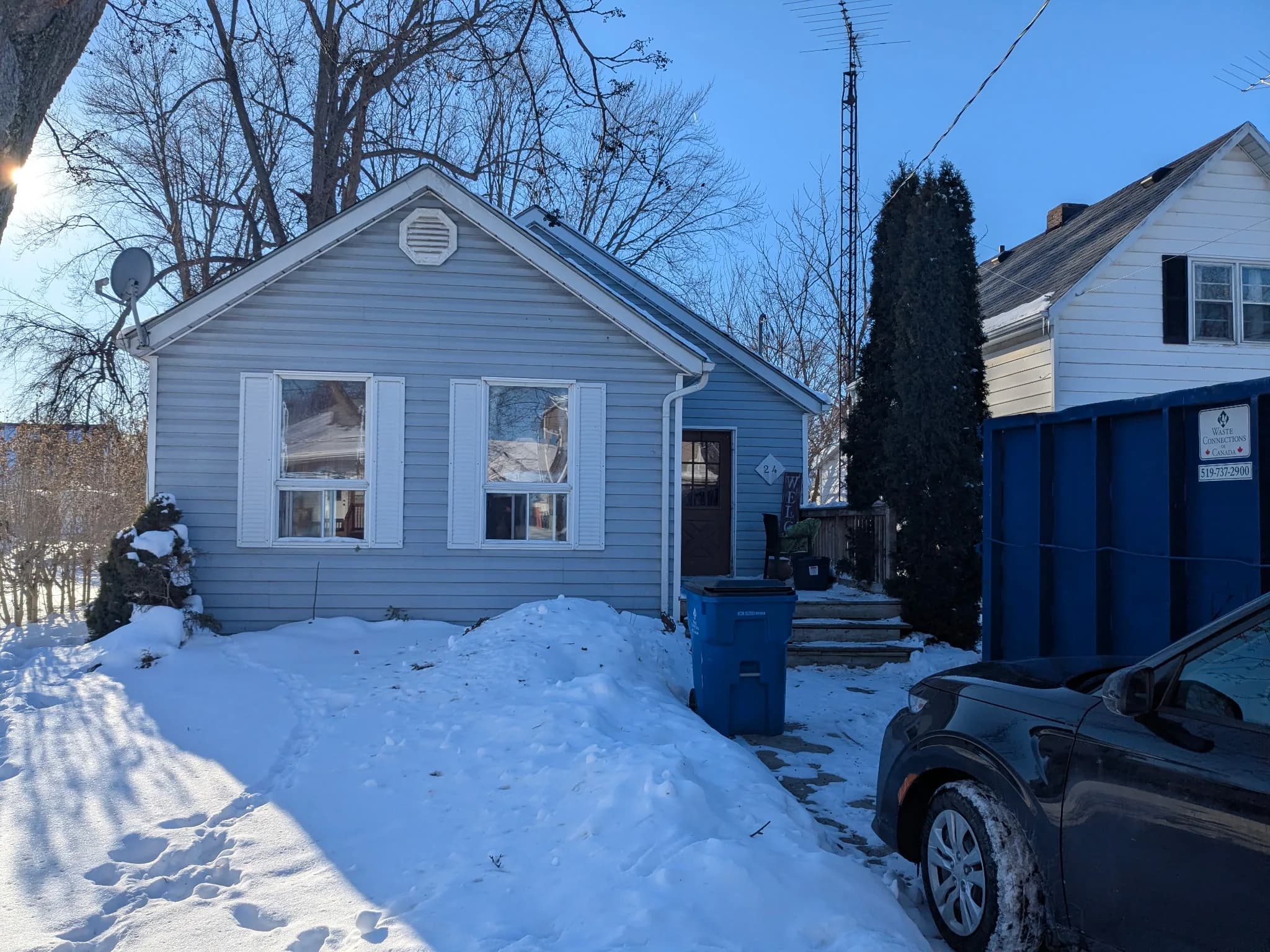 Cash home purchase, Peterborough, Ontario Detached home in Peterborough, Ontario — the kind of East City, West End, or Trent / Fleming-area rental property Canadian Home Buyers purchases for cash, as-is.