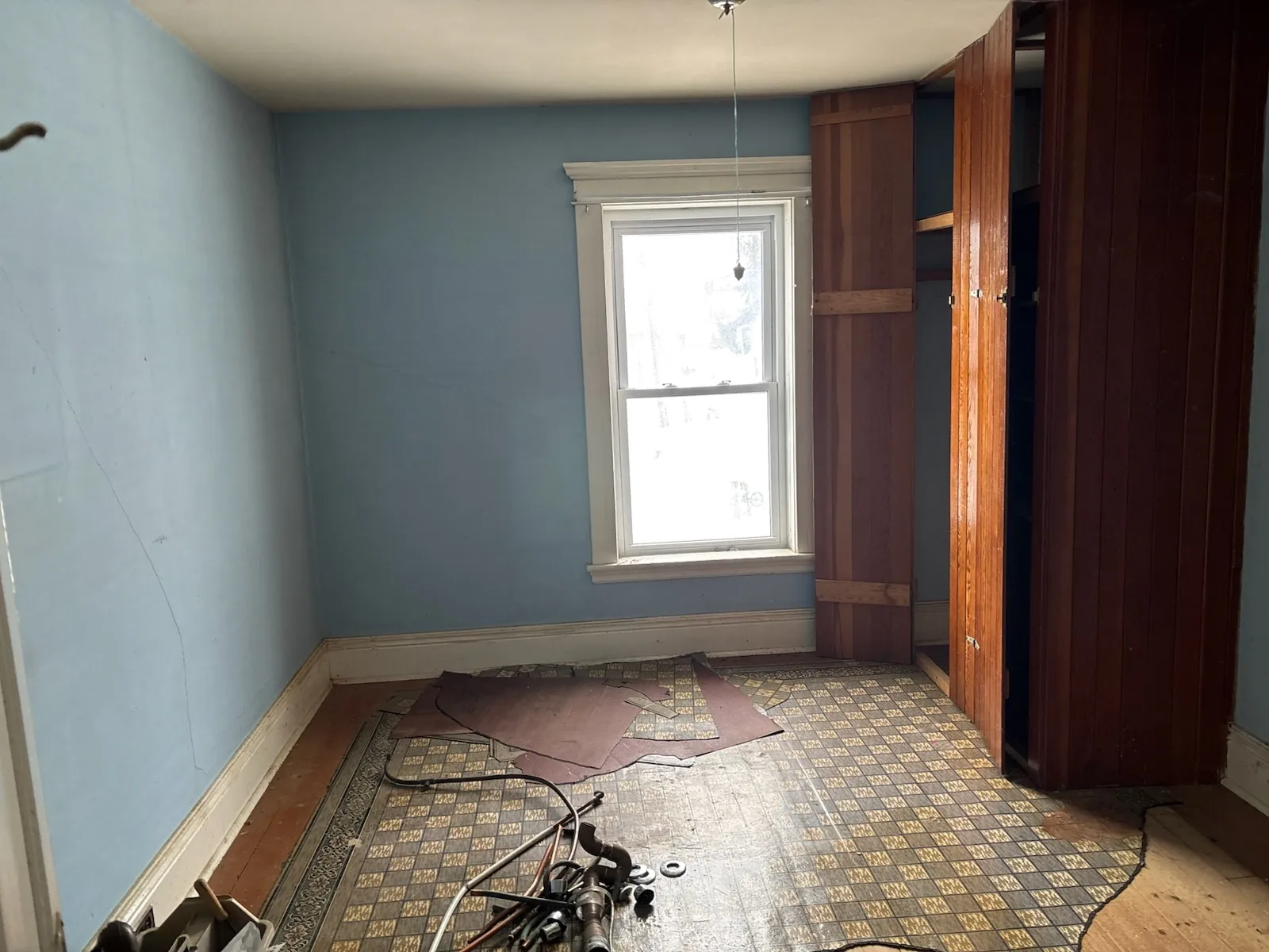 Cash home purchase, Port Hope, Ontario Port Hope, Ontario home recently purchased by Canadian Home Buyers — closed as-is in cash through a licensed Ontario real estate lawyer.