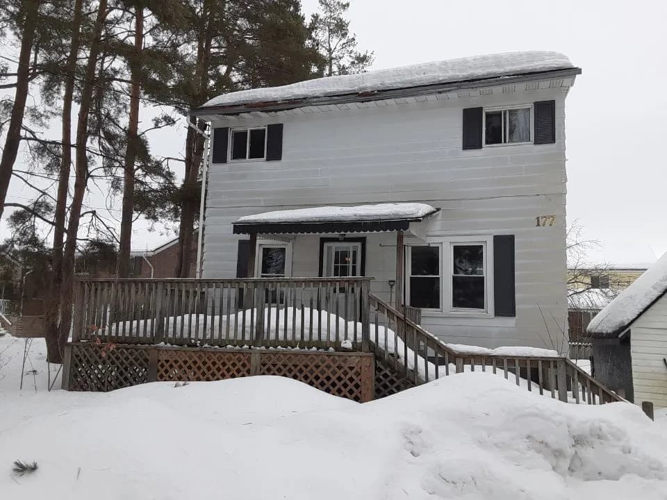 Cash home purchase, Stratford, Ontario Detached home in Stratford, Ontario — the kind of downtown Stratford, Old North End, Hospital Hill, or Avon River-adjacent property Canadian Home Buyers purchases for cash, as-is.