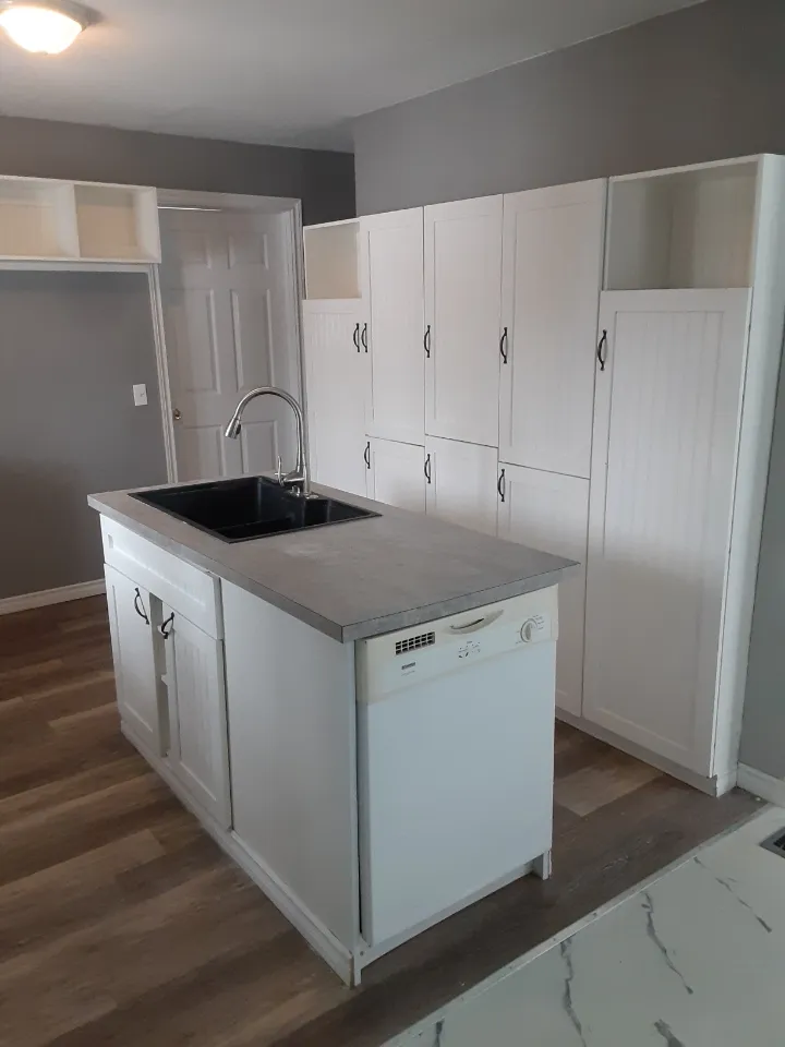 Cash home purchase, Wetaskiwin, Alberta Wetaskiwin home recently closed by Canadian Home Buyers — as-is, in cash, through a licensed Alberta real estate lawyer.